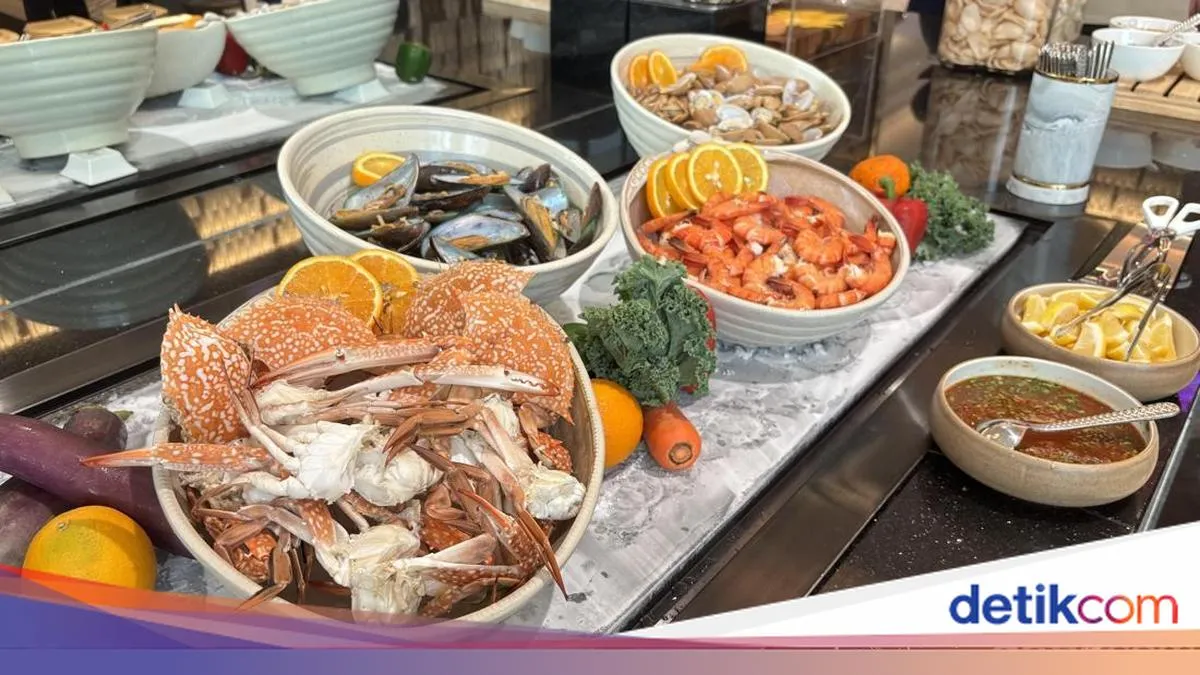 Grand Restaurant Trans Luxury Hotel Surabaya Sajikan 80 Variasi Menu Sarapan Harian