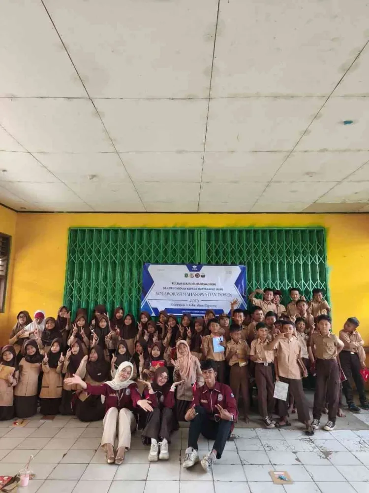Mahasiswa KKM Universitas Bina Bangsa Gelar Penyuluhan Gizi Seimbang di SDN Cigoong 3 Serang