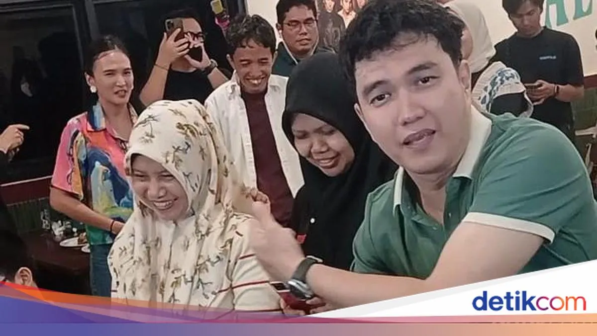 Aldi Taher Buka Usaha Kuliner di Senopati, Sebut Doa Ibu Jadi Penyemangat