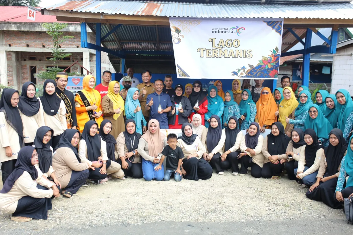 Bupati Bone Resmikan Kawasan Wisata Kuliner Lateko, Usung Gogos Telur dan Tuak Manis sebagai Ikon
