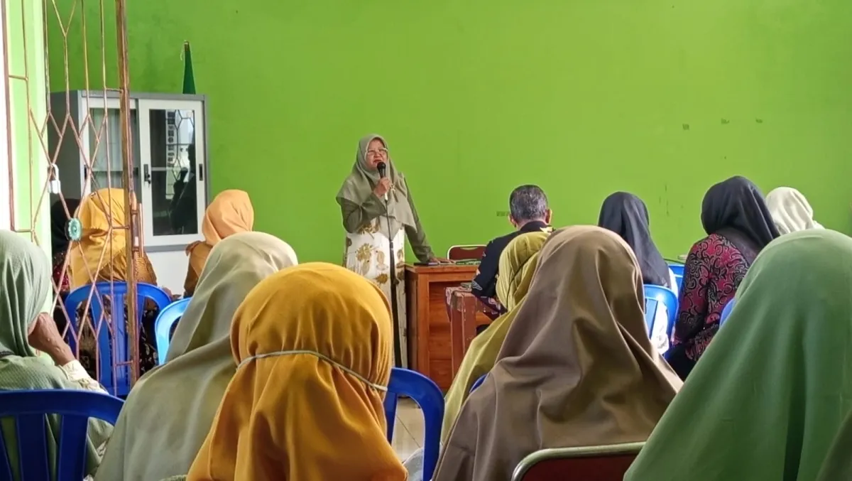 UMY dan UIN Walisongo Beri Edukasi Literasi Keuangan Syariah untuk Cegah Pinjol dan Riba di Bantul