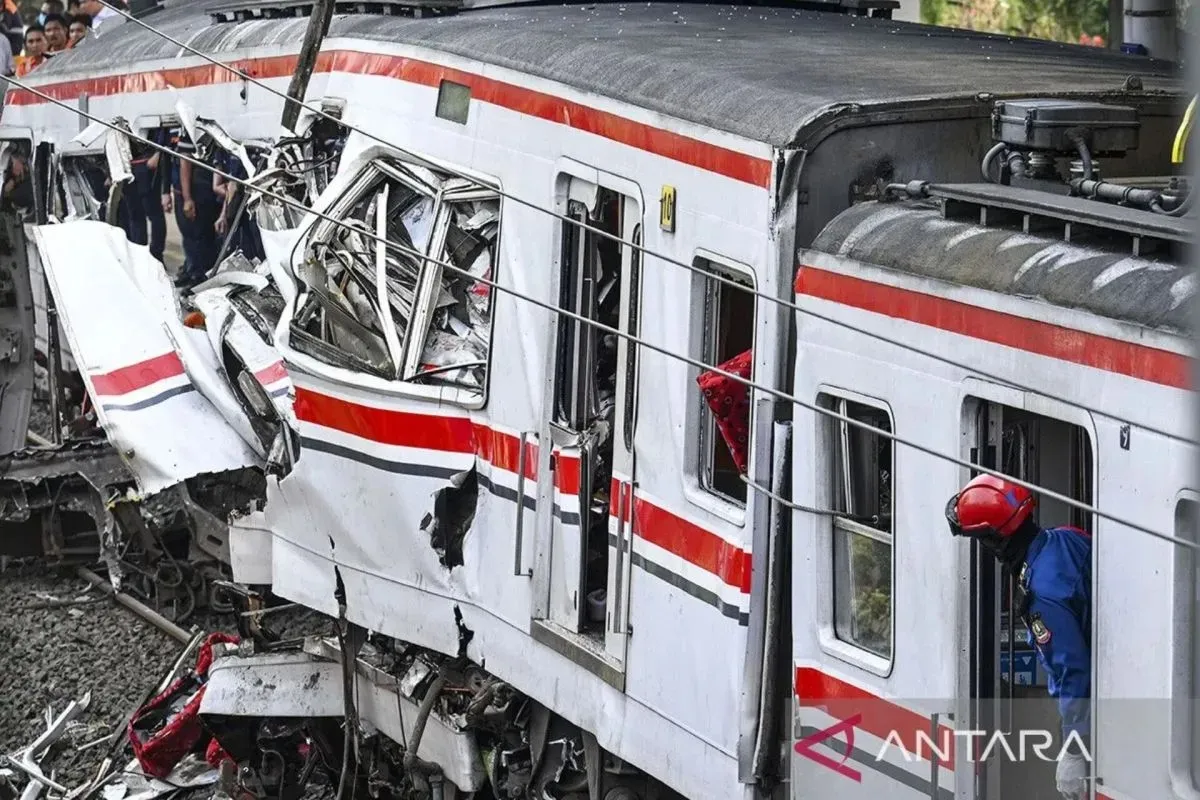KAI Tekankan Kecepatan, Empati, dan Transparansi dalam Komunikasi Usai Tabrakan Kereta di Bekasi Timur