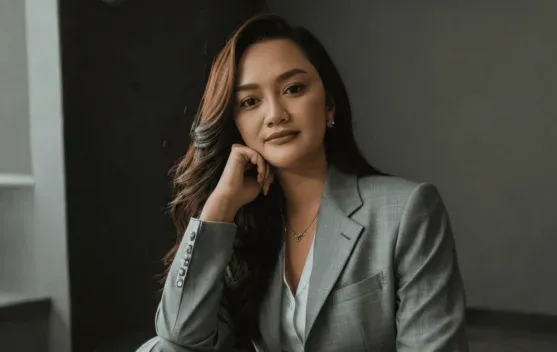 Intan Widhihastuti, dari Ajang Putri Indonesia ke Dunia Kontraktor Interior