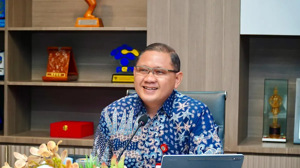 Dindik Jatim Tegaskan Pembatasan Gadget Berlaku untuk Semua SMA/SMK/SLB, Sekolah Diberi Ruang Adaptasi