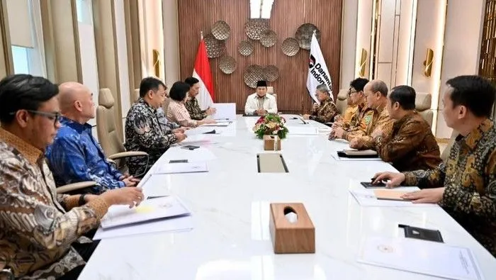 Prabowo Gelar Rapat Bahas Dampak Konflik Timur Tengah, Pemerintah Pastikan Stok BBM dan Gas Aman