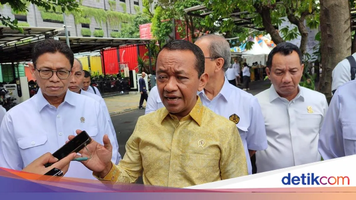 Bahlil: Pemerintah Cari Solusi Terbaik untuk Respons Krisis BBM Global