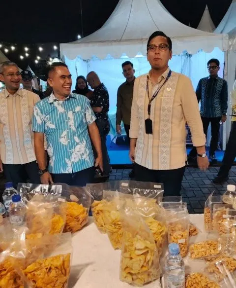 Wali Kota Medan Rico Waas Kunjungi Stan PWPM di Bazaar Kuliner APEKSI 2026, Borong Produk UMKM