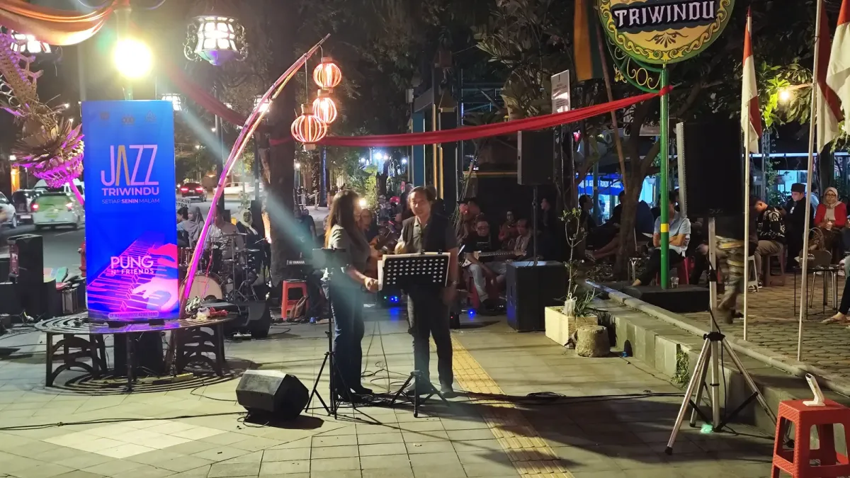 Agenda Solo Senin (20/4/2026): Jazz Triwindu, Wayang Orang Sriwedari, Wisata Kuliner, hingga Dinosaurus Show