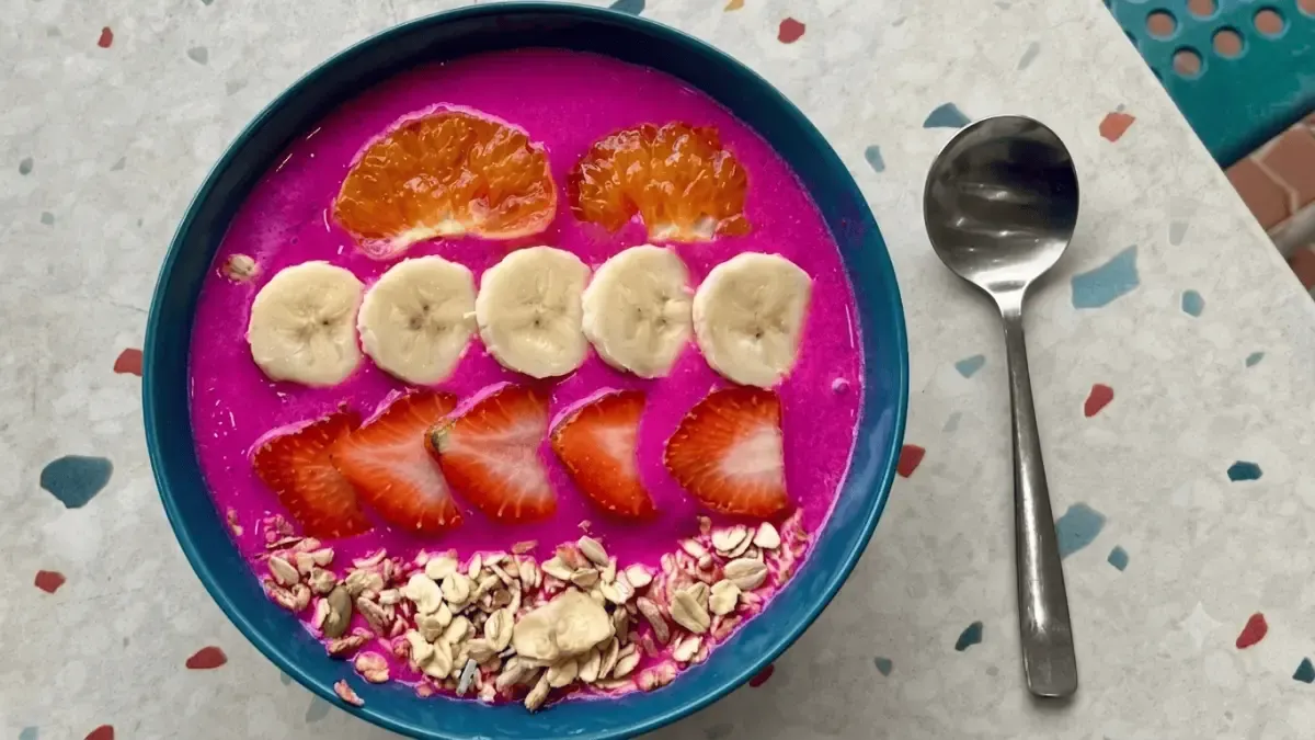 Smoothie Bowl Lokal di Pusat Kota Malang Jadi Pilihan Praktis untuk Asupan Buah dan Serat