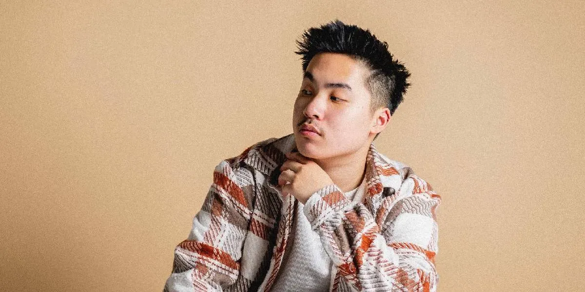 Makna Lagu “Unlearn You” dari Keenan Te: Upaya Melepas Kenangan Setelah Perpisahan