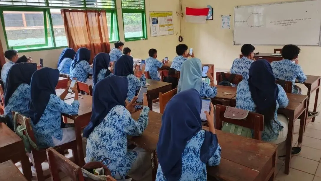 SMPN 1 Jaken Terapkan Aplikasi SEPAKAT untuk Pantau Kebiasaan dan Karakter Siswa