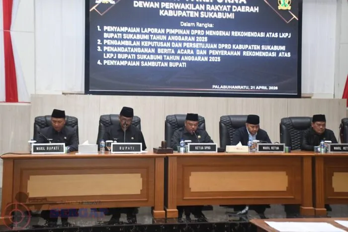 Bupati dan Wakil Bupati Sukabumi Hadiri Paripurna DPRD Penyampaian Rekomendasi LKPJ 2025