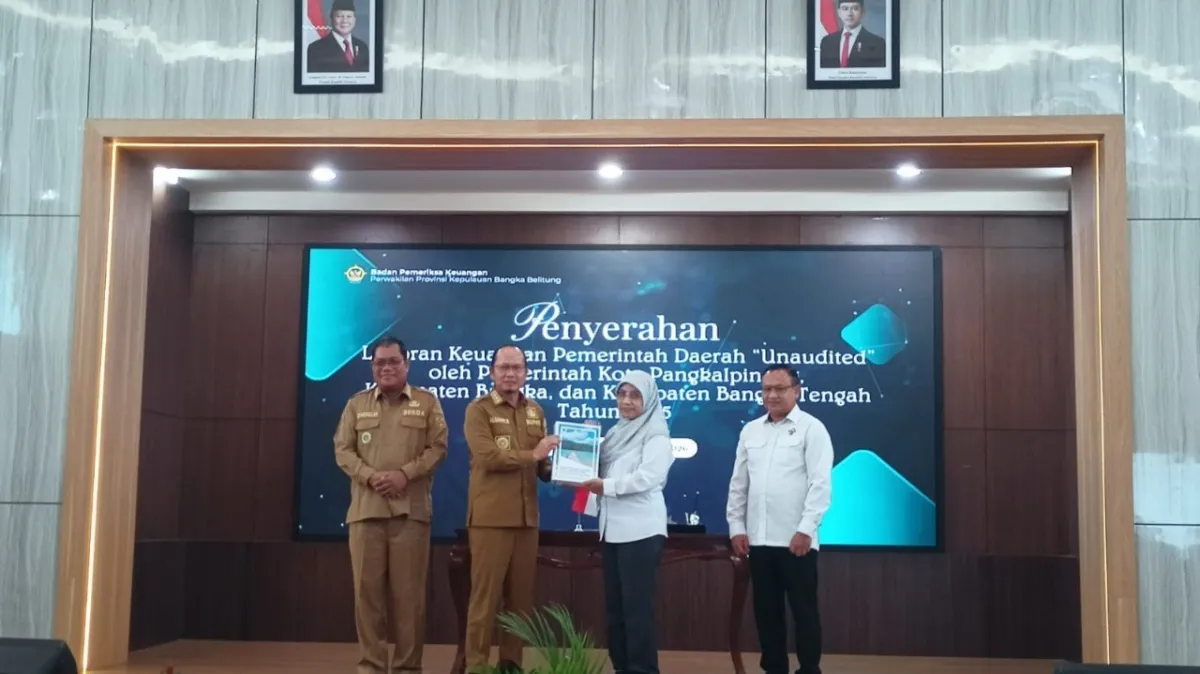 Bupati Bangka Tengah Serahkan LKPD Unaudited 2025 ke BPK Perwakilan Babel