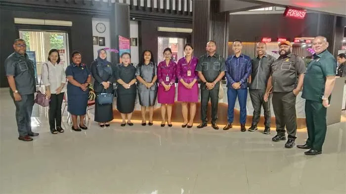 Komisi A DPRK Jayapura Pelajari Transparansi Anggaran dan Layanan Publik di Denpasar