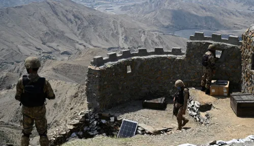 Bentrok Perbatasan Afghanistan-Pakistan Kembali Memanas, Bayangi Upaya Dialog Iran-AS