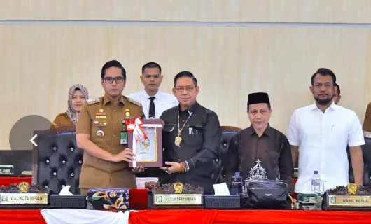 DPRD Medan Sahkan Rekomendasi LKPJ 2025, Tekankan Transparansi dan Kinerja Pemerintah Daerah