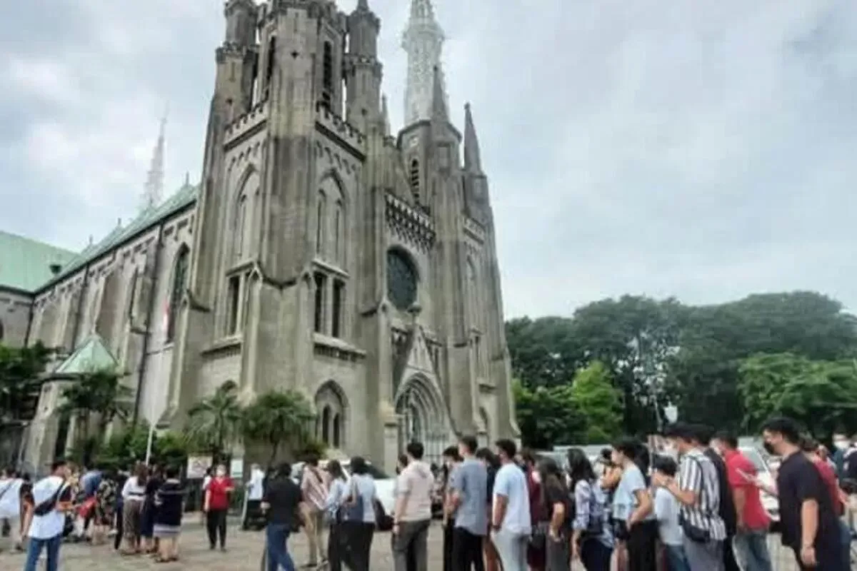 Jumat Agung 2026, Katedral Jakarta Ajak Pemuda Teguh Beriman di Tengah Krisis Global