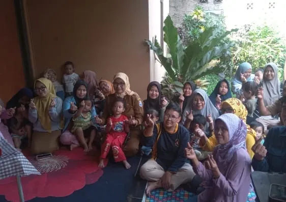 Lurah Leuwigajah Hadiri Edukasi Gizi DASHAT di RW 09 untuk Dukung Pencegahan Stunting
