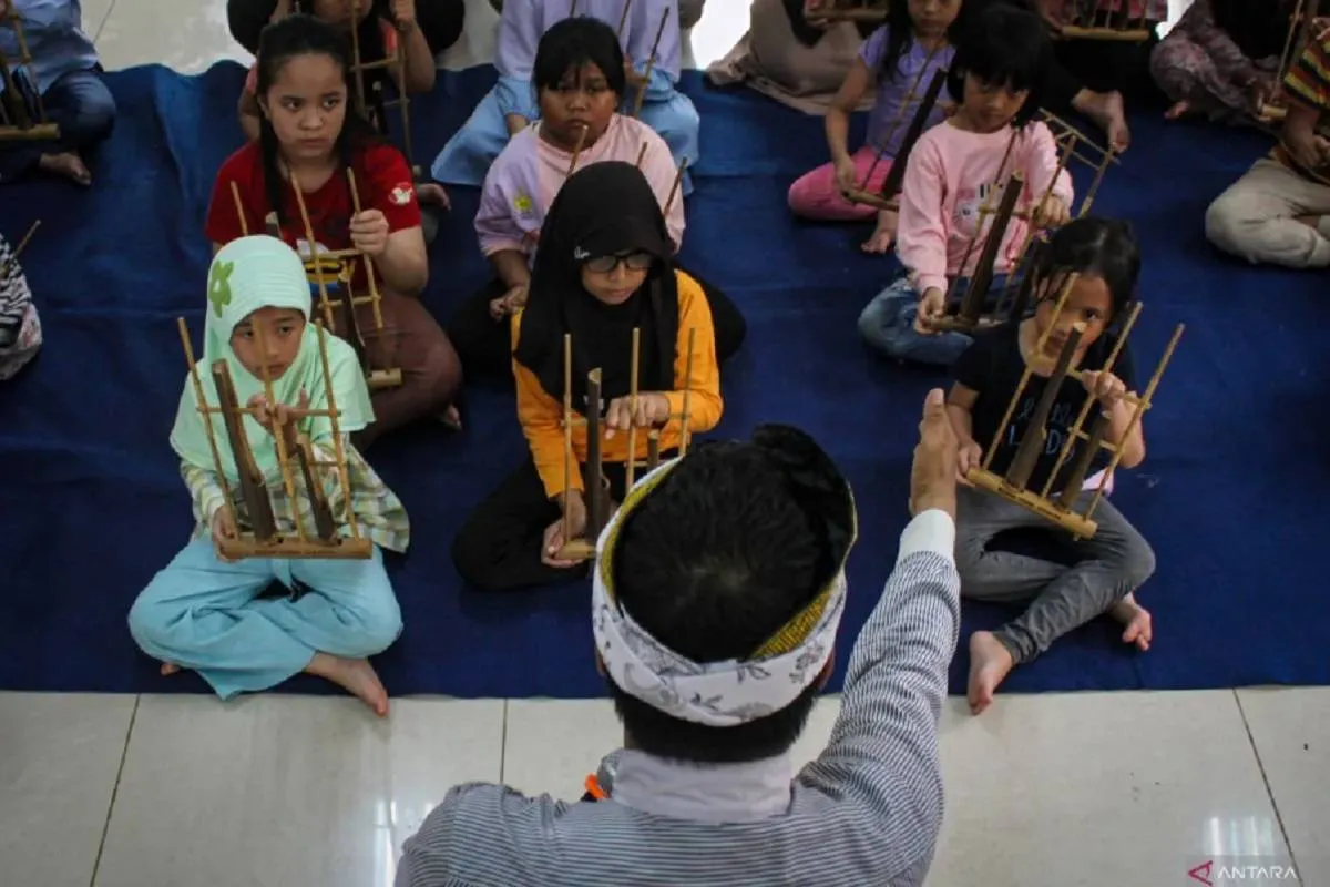 Dokter Anak: Musik Jadi Stimulus Penting bagi Perkembangan Otak pada 1.000 Hari Pertama