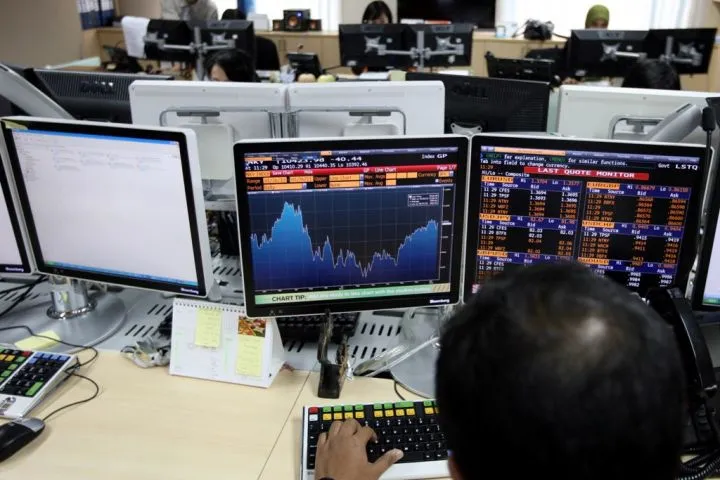 IHSG Ditutup Melemah 0,69% ke Level 7.389 Jelang Libur Panjang Lebaran 2026