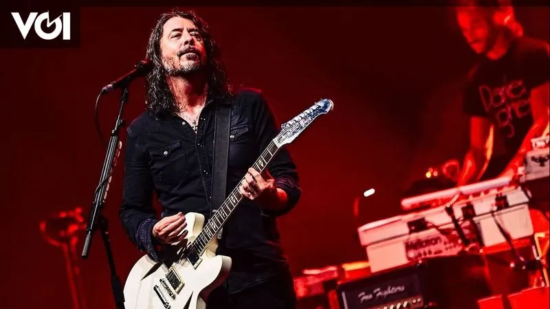Dave Grohl Cerita Ritual Tak Biasa yang Disebut Menjaga Vokalnya Tetap Prima