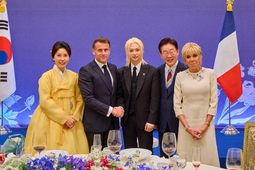 Macron Serukan Negara-negara Dunia Tak Bergantung pada AS atau China, Dorong “Koalisi Kemerdekaan”