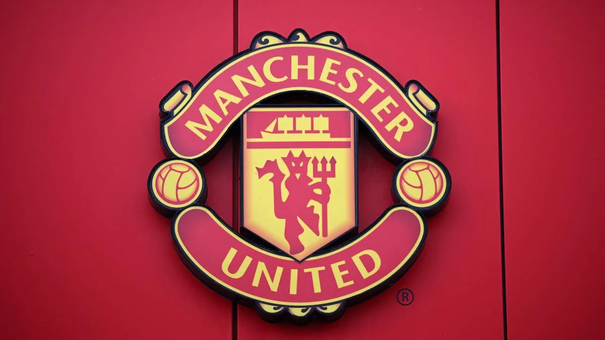 Manchester United Dikabarkan Ditawari Rekrut Alphonso Davies untuk Musim Panas 2026