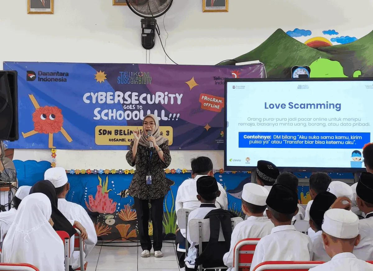 Telkom Dampingi 420 Siswa Belajar Aman Berinternet lewat Program CyberHeroes