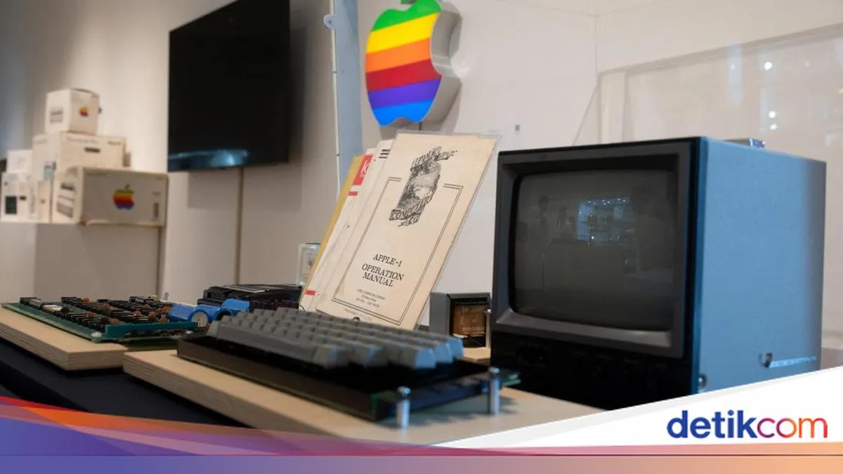 Dari Kalkulator dan Mobil Van: Mengapa Kisah Apple-1 Kembali Menggetarkan Imajinasi Indonesia
