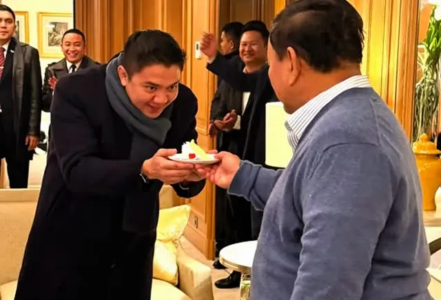 Perayaan Ulang Tahun Seskab Teddy di Paris dan Jakarta Picu Sorotan soal Sensitivitas, Etika Publik, dan Transparansi Anggaran
