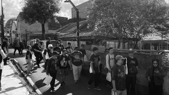 Menelusuri Jejak Skena Metal Ujungberung Lewat Walking Tour: Dari Lapang Kaum Kidul hingga Studio Legendaris