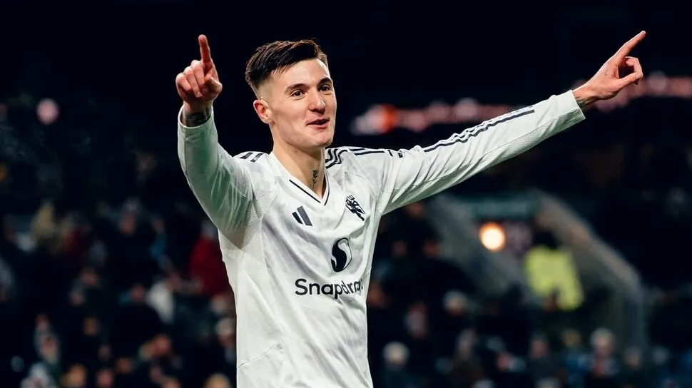Benjamin Sesko Cerita Cara Menjaga Motivasi dan ‘Rasa Lapar’ Mencetak Gol di Manchester United