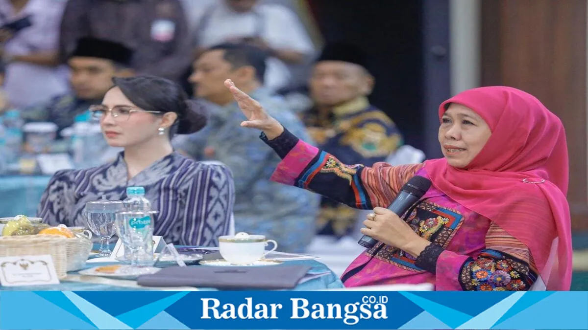 Khofifah Kumpulkan Kepala Daerah se-Jatim Bahas Mitigasi Dampak Geopolitik Global pada Ekonomi Daerah
