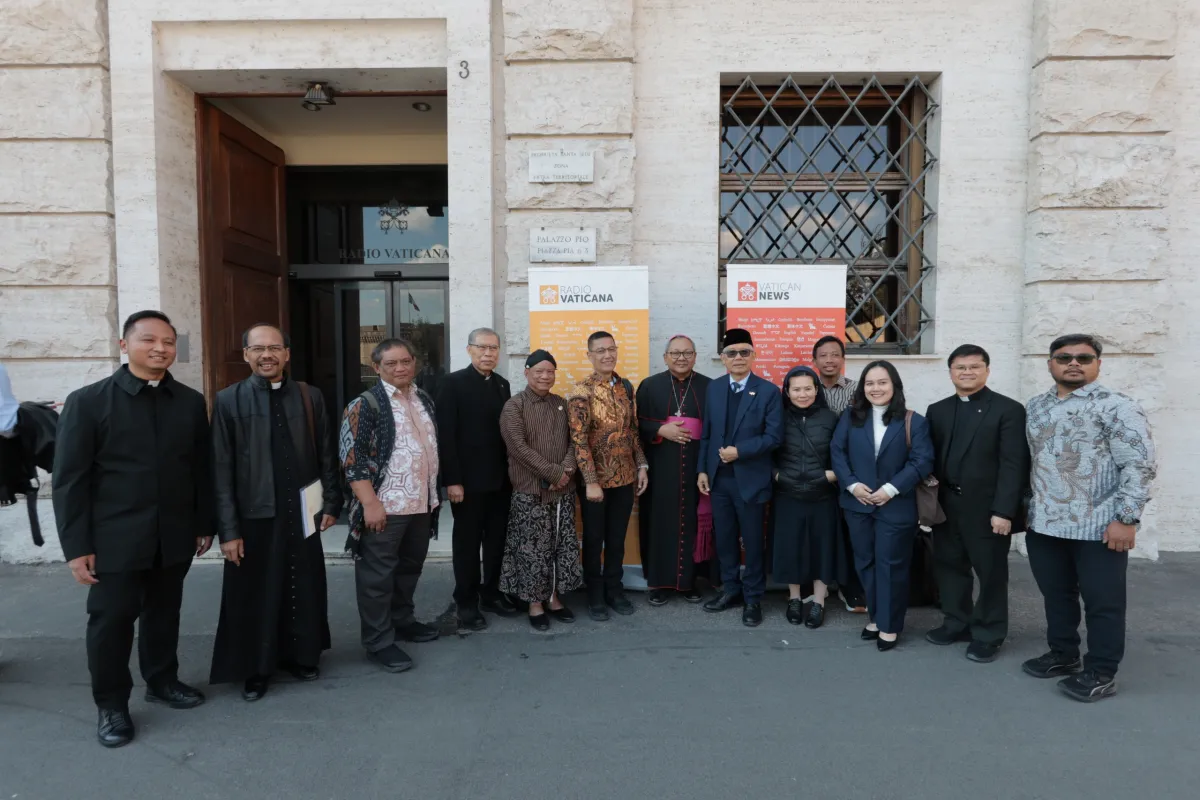 Bahasa Indonesia Resmi Hadir di Vatican News Usai MOU KWI dan Dikasteri Komunikasi