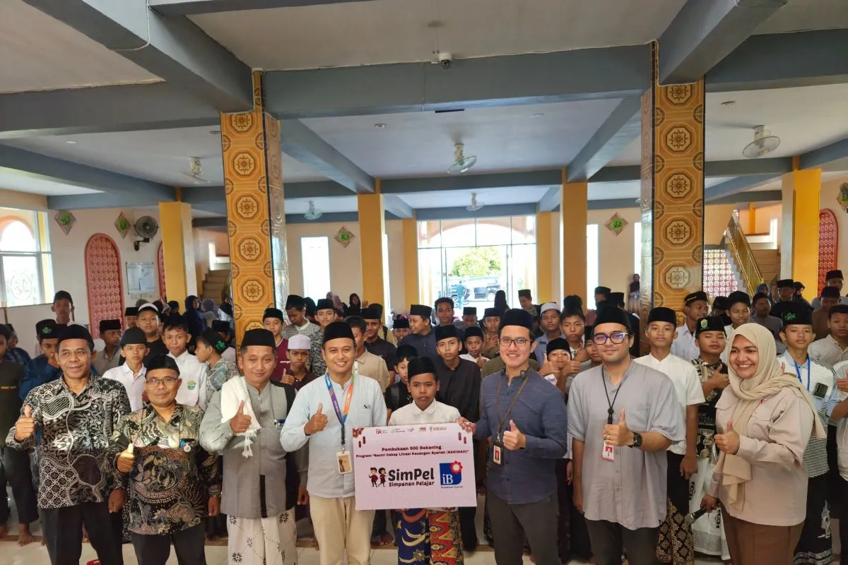 OJK Perluas Edukasi Literasi Keuangan Syariah untuk Santri dan Pengajar di Manokwari