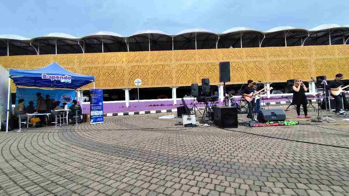 Bapenda Ciamis Buka Booth Pajak di Alun-alun, Warga Bisa Bayar PBB Sambil Menikmati “Ciamis On The Street”