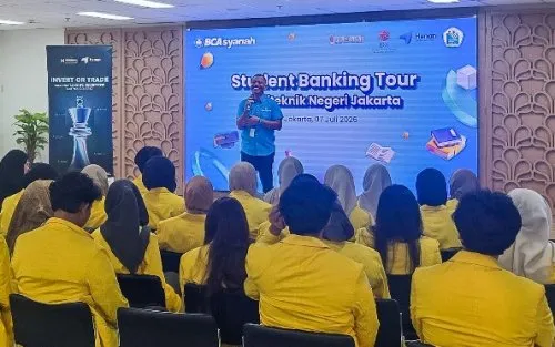 BCA Syariah Perkuat Literasi dan Inklusi Keuangan Syariah untuk Generasi Muda Lewat Student Banking Tour