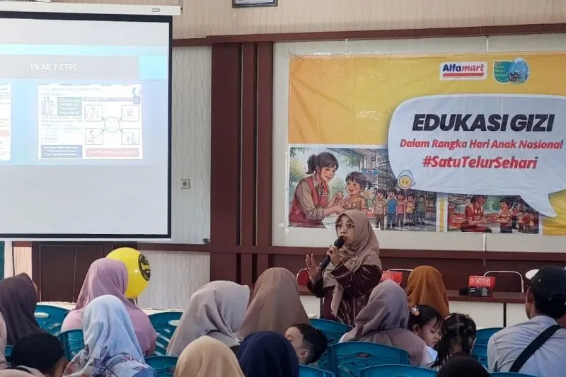 Alfamart Perkuat Program Satu Telur Sehari pada Peringatan Hari Anak Nasional