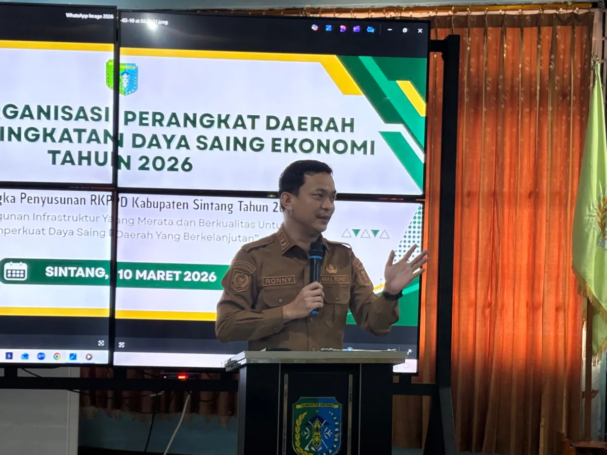 Wabup Sintang Bidik Pertumbuhan Ekonomi 6 Persen pada 2026, Penataan PKL Dimulai April