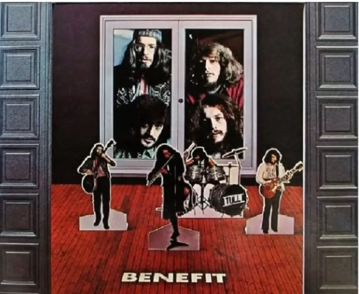 Album Benefit Jethro Tull: Penanda Peralihan dari Blues-Rock ke Progresif Bernuansa Folk