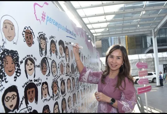 Asuransi Astra Gelar Kampanye #PerempuanBermakna di Hari Perempuan Internasional, Dorong Literasi Keuangan untuk UMKM Perempuan