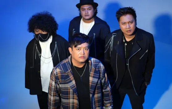 Positive Vibes (+Vibes) Perkenalkan Single Perdana “Beb’s”