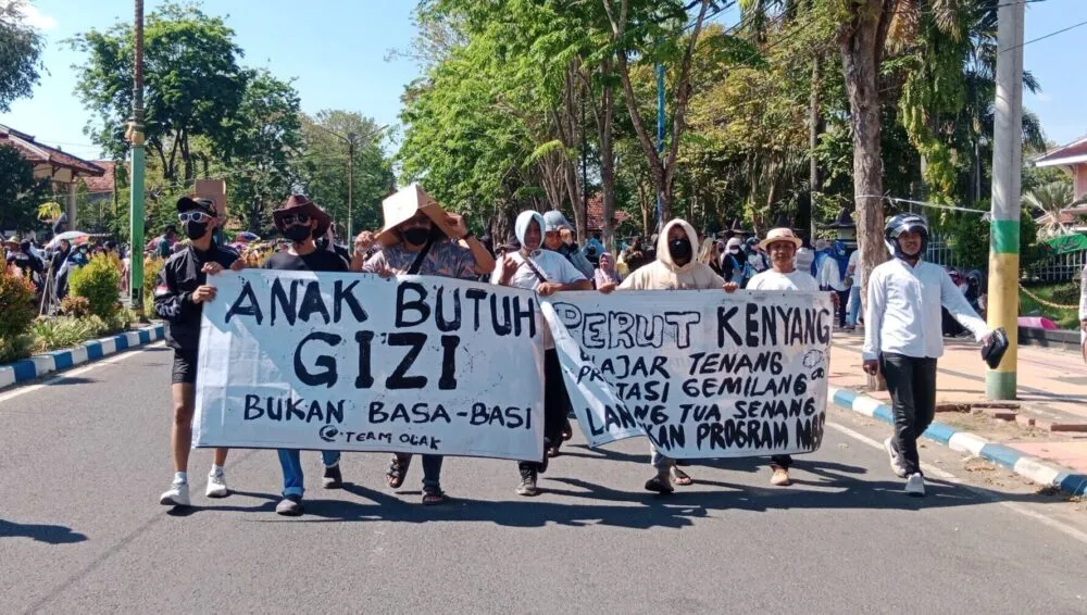 Ribuan Relawan SPPG di Pamekasan Demo, Dorong Program Makan Bergizi Gratis Tetap Berjalan