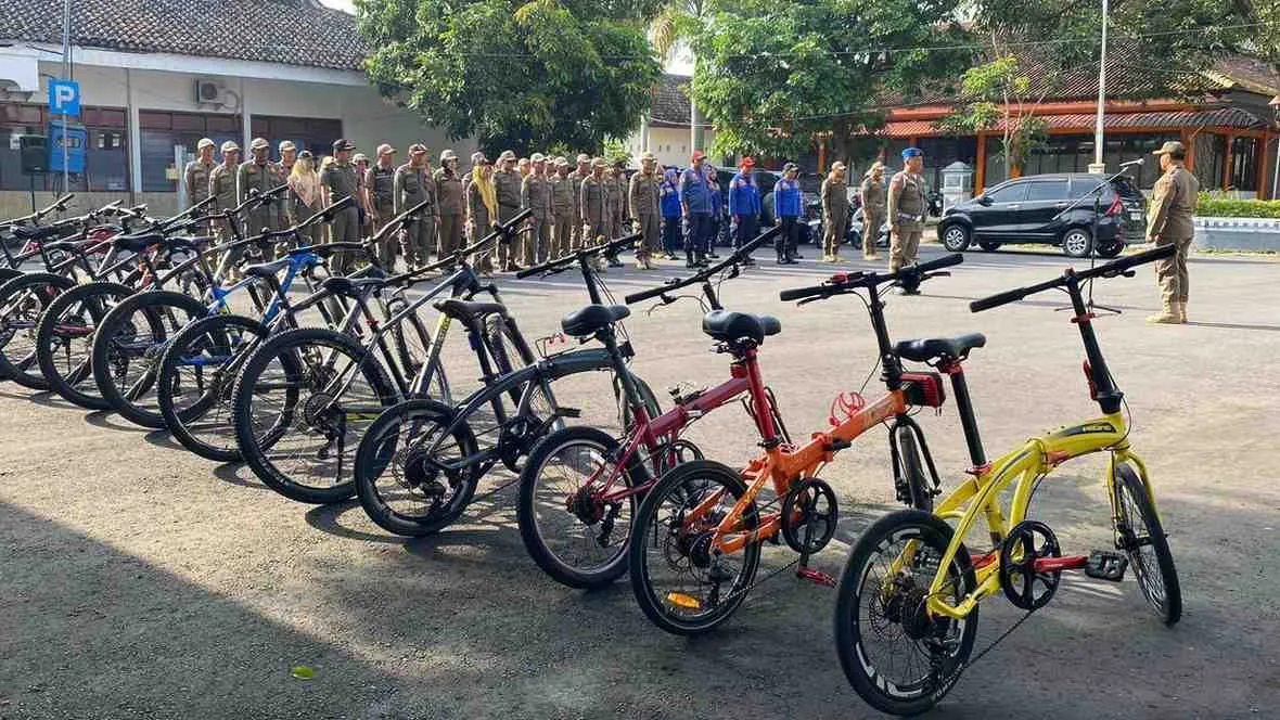 Pemkab Ngawi Dorong ASN Bersepeda ke Kantor sebagai Langkah Penghematan Energi