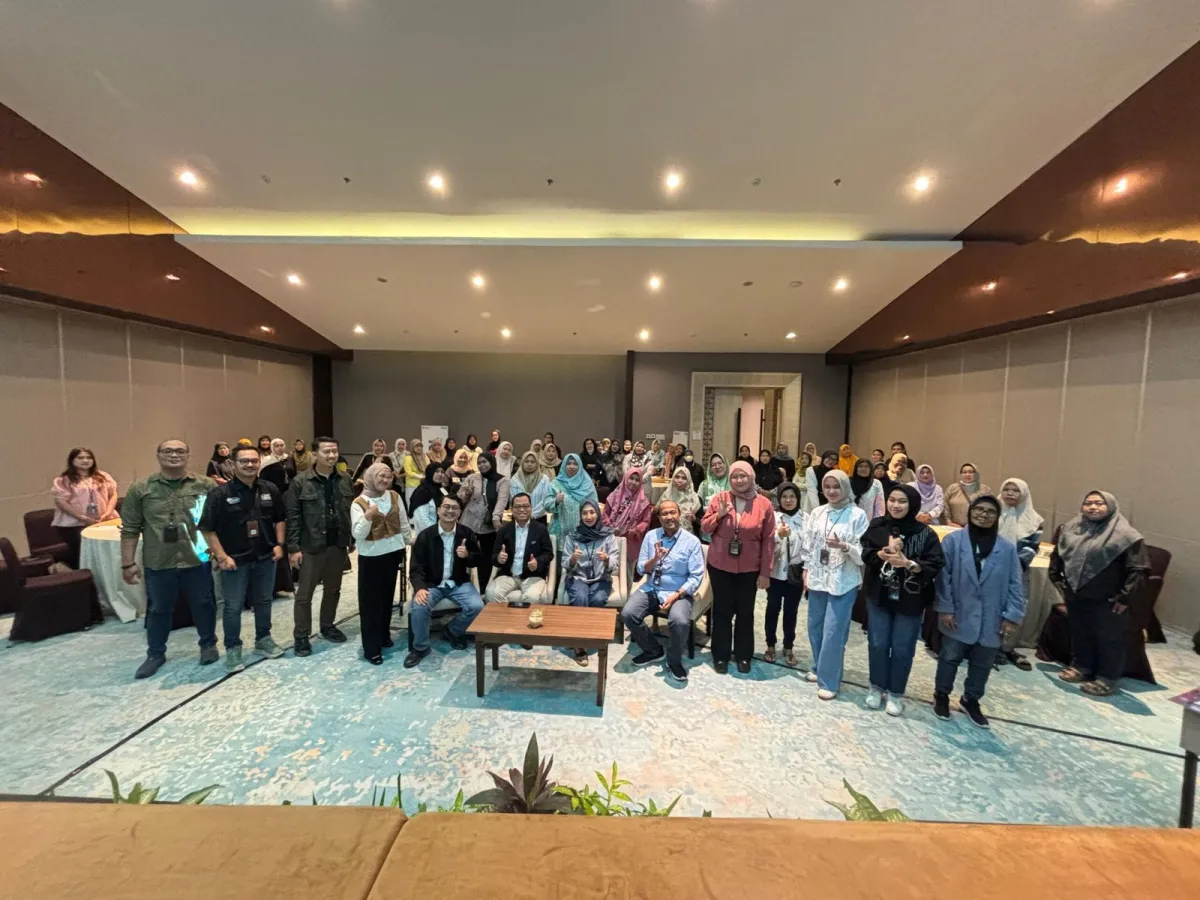 PNM Depok dan BRILIFE Beri Literasi Asuransi untuk 50 Nasabah Mekaar