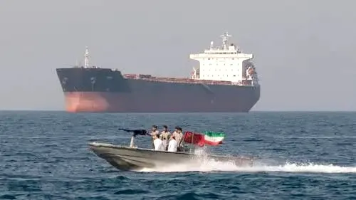 Kemlu RI Negosiasi dengan Iran untuk Pembebasan Dua Kapal PIS yang Tertahan di Selat Hormuz