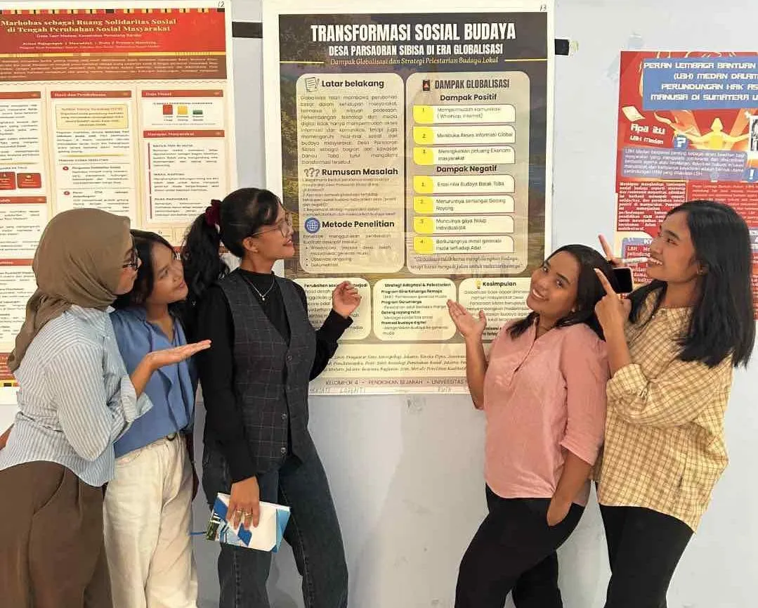 Mahasiswa Pendidikan Sejarah Unimed Gelar Pameran Poster Ilmiah Angkat Isu Sosial Budaya Sumut