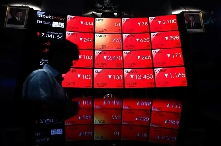 IHSG Turun 7,89% Sepanjang Pekan, Kapitalisasi Pasar BEI Menyusut ke Rp13.627 Triliun