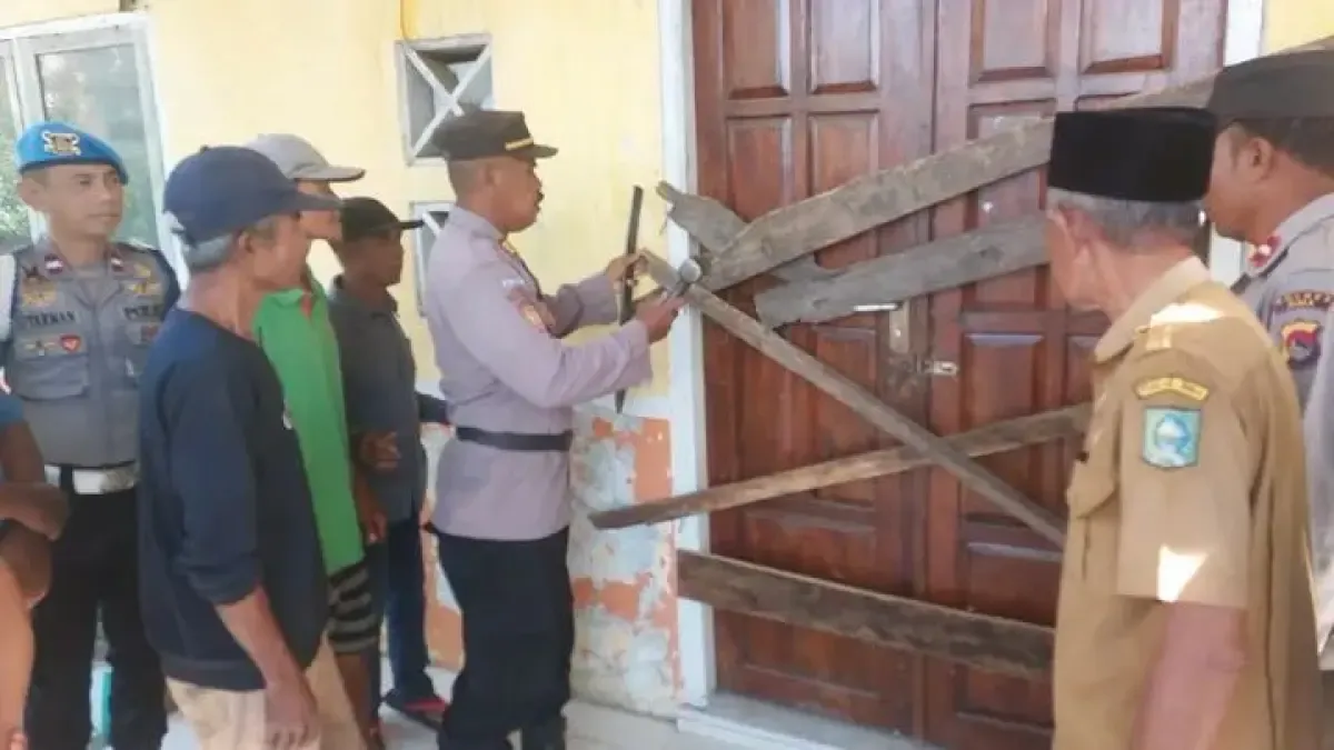 Warga Minta Transparansi Dana Bumdes, Kantor Desa Rasabou yang Sempat Disegel Kembali Dibuka