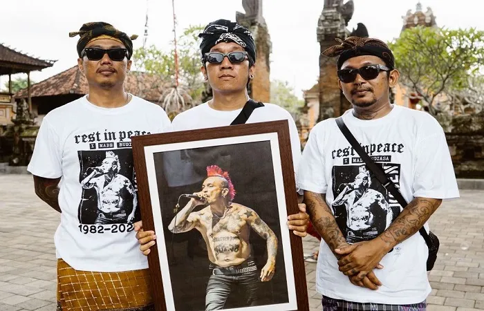 Vokalis Natterjack, Koden, Meninggal Dunia; Skena Punk Bali Berduka